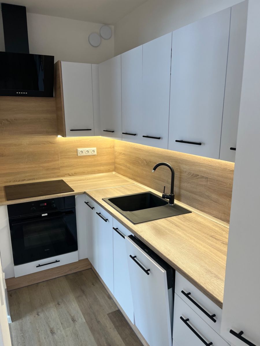 Pronájem bytu 2+kk 39 m² — photo 4