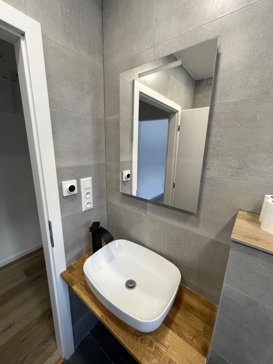 Pronájem bytu 2+kk 39 m² — photo 2