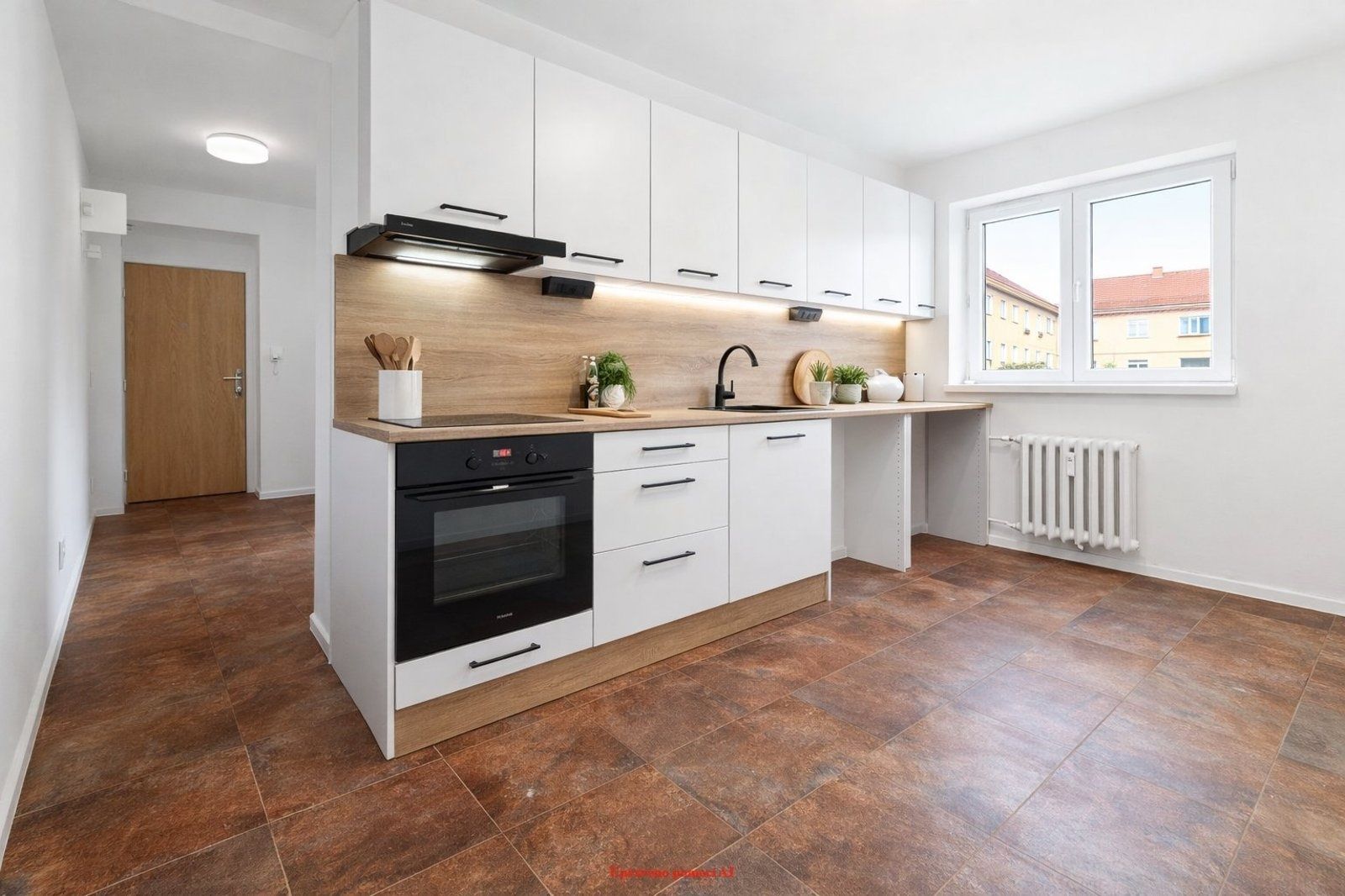 Pronájem bytu 2+1 54 m² – pohled 3