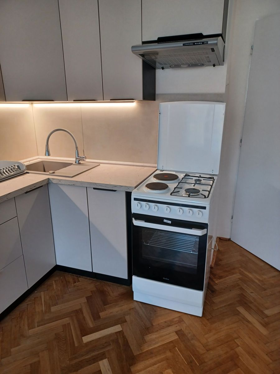 Pronájem bytu 2+kk 48 m² — photo 4
