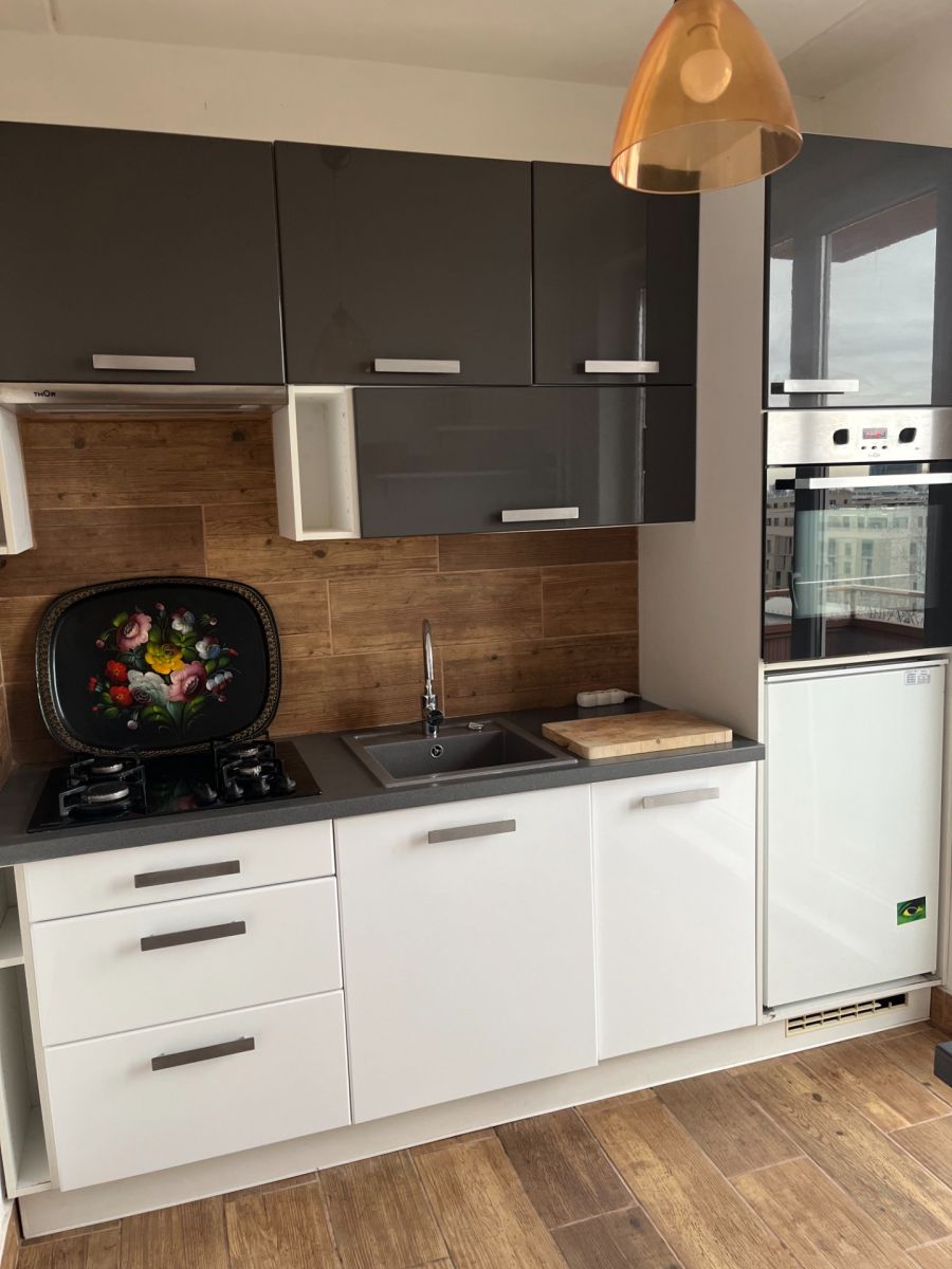 Predaj bytu 3-izbový 60 m² — photo 2