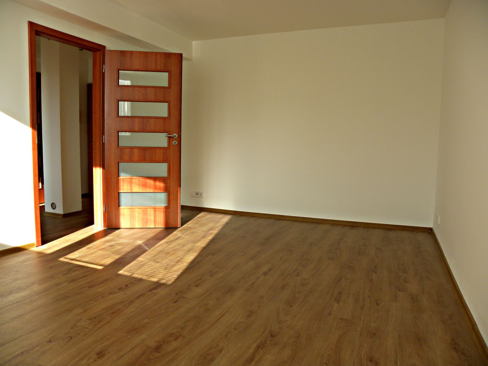 Pronájem bytu 1+1 39 m² — photo 2