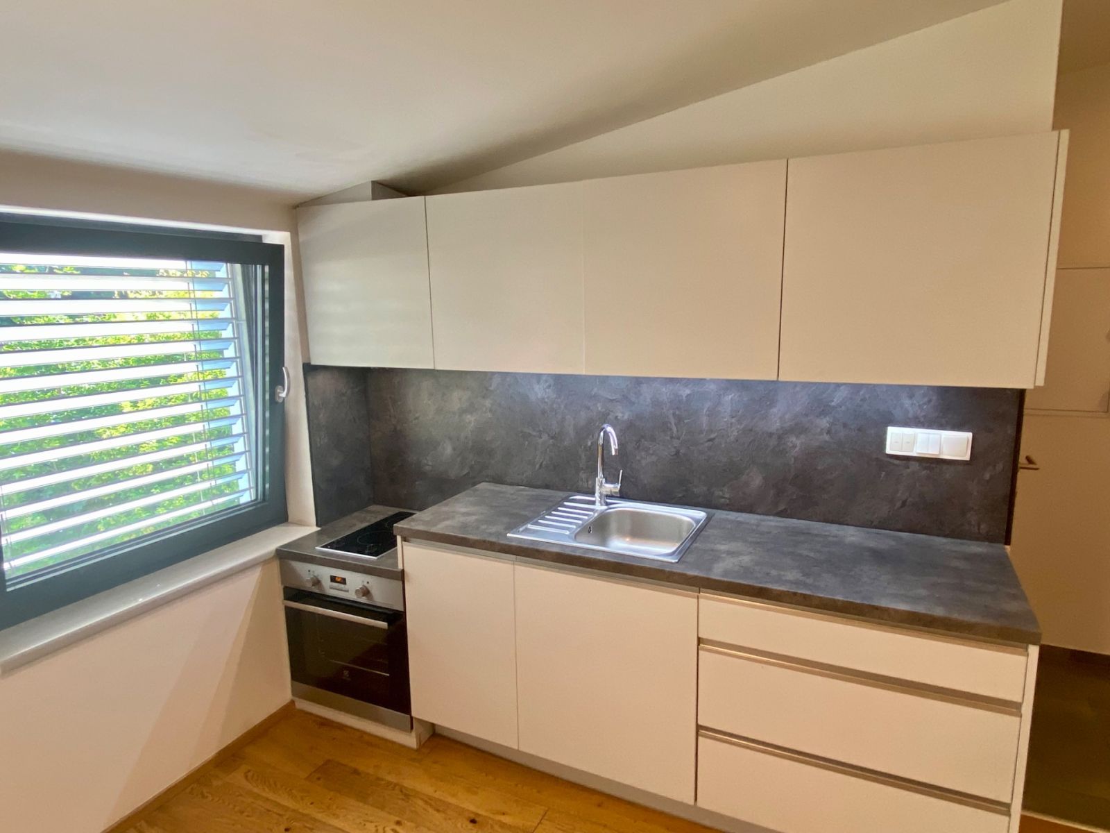 Pronájem bytu 1+kk 19 m² — photo 3