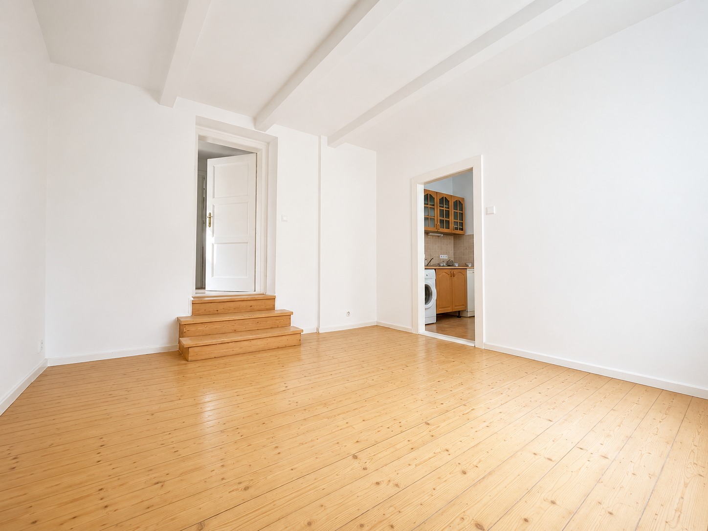 Pronájem bytu 2+1 49 m² — photo 2