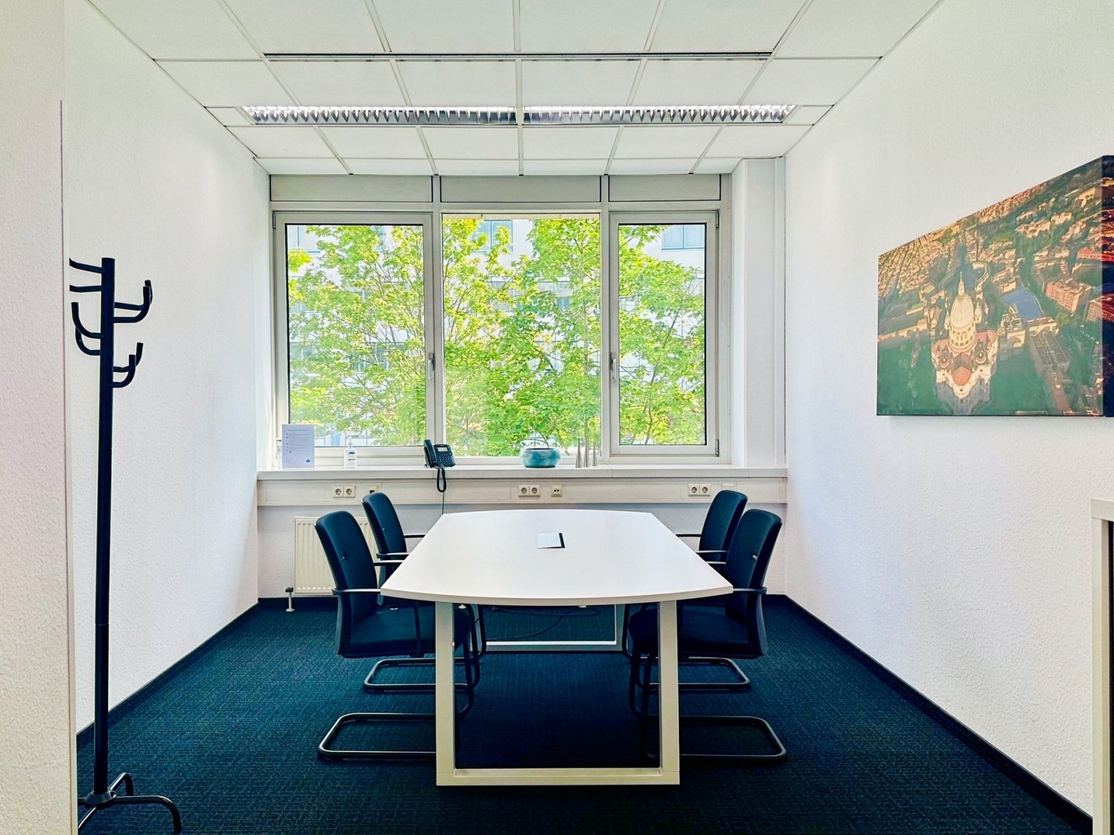 Pronájem kanceláře 1.048 m² — photo 4