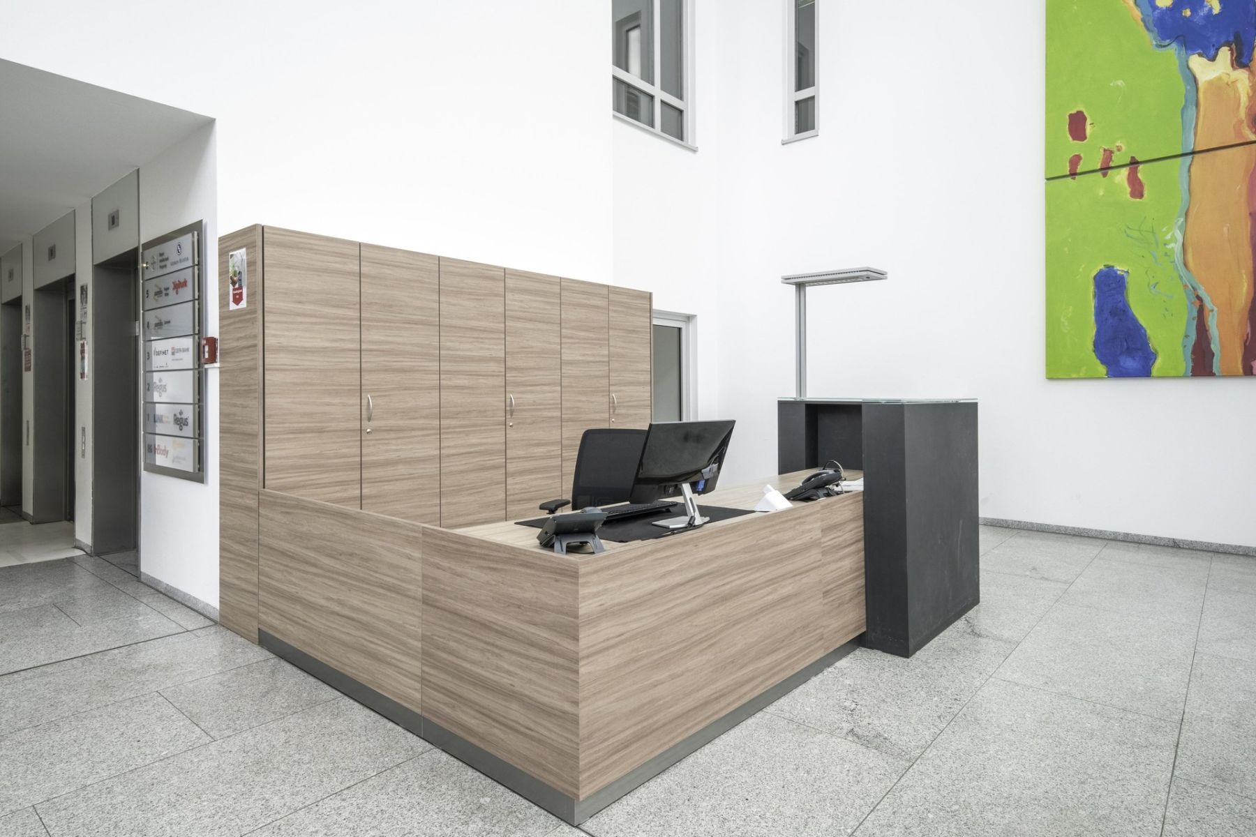 Pronájem kanceláře 570 m² — photo 3