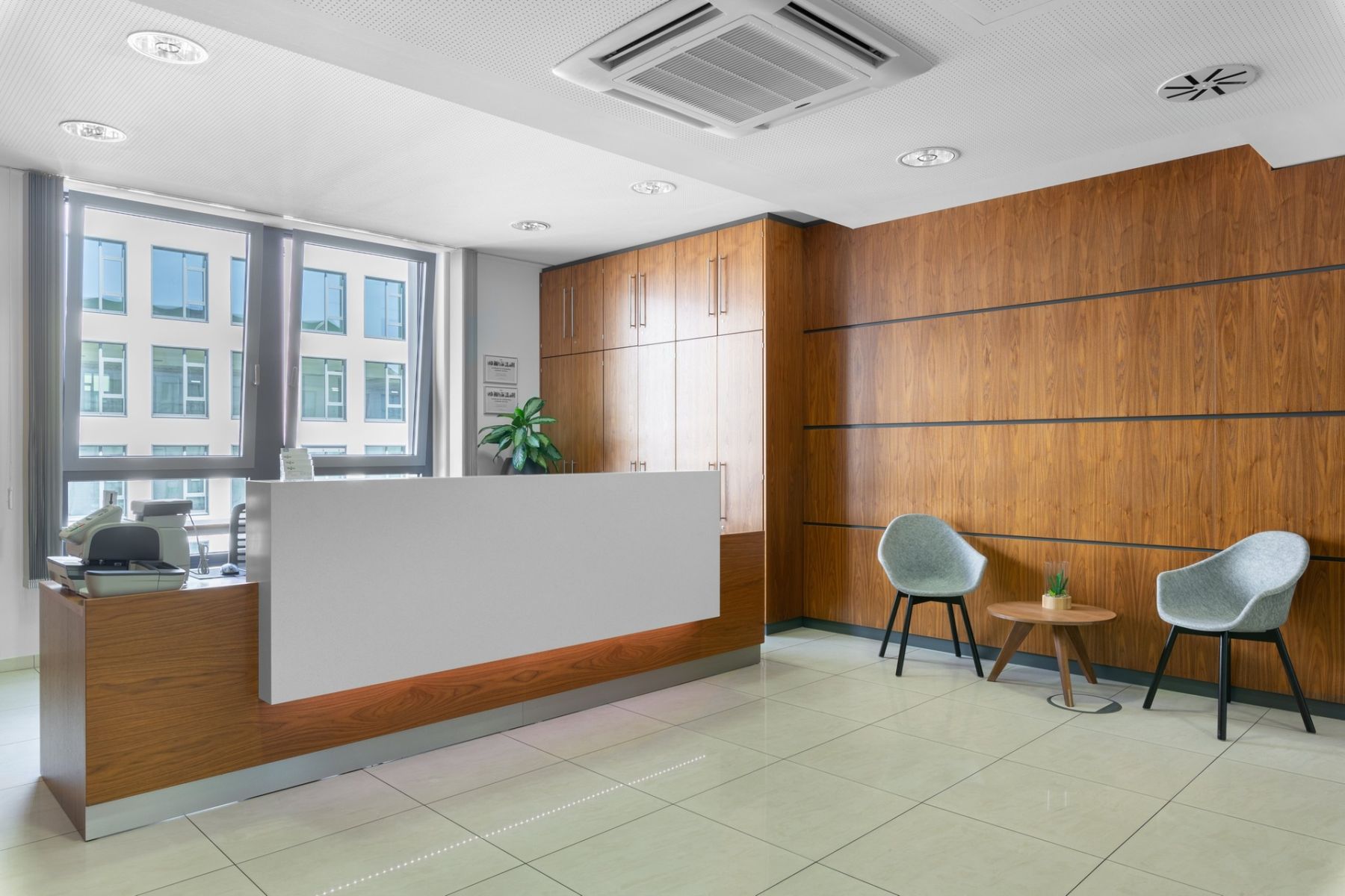 Pronájem kanceláře 924 m² — photo 2