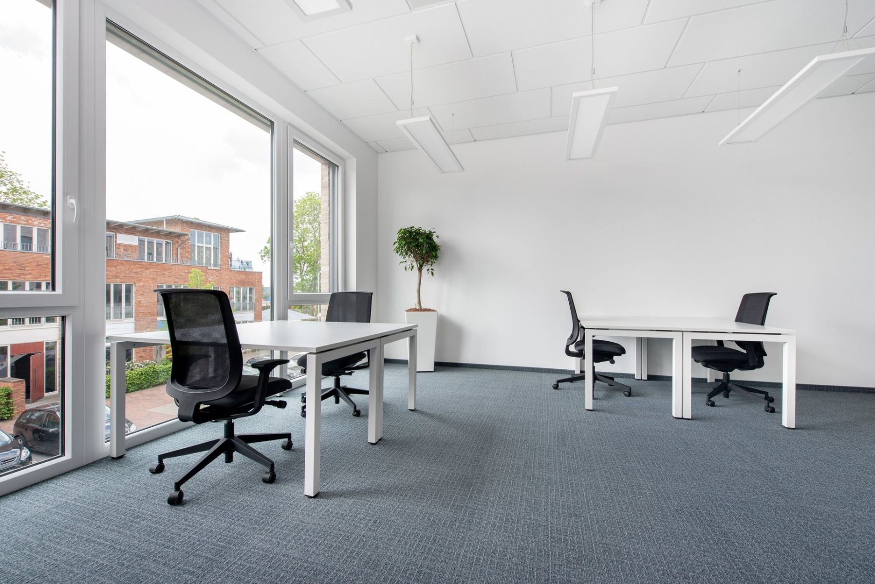 Pronájem kanceláře 2.377 m² — photo 4