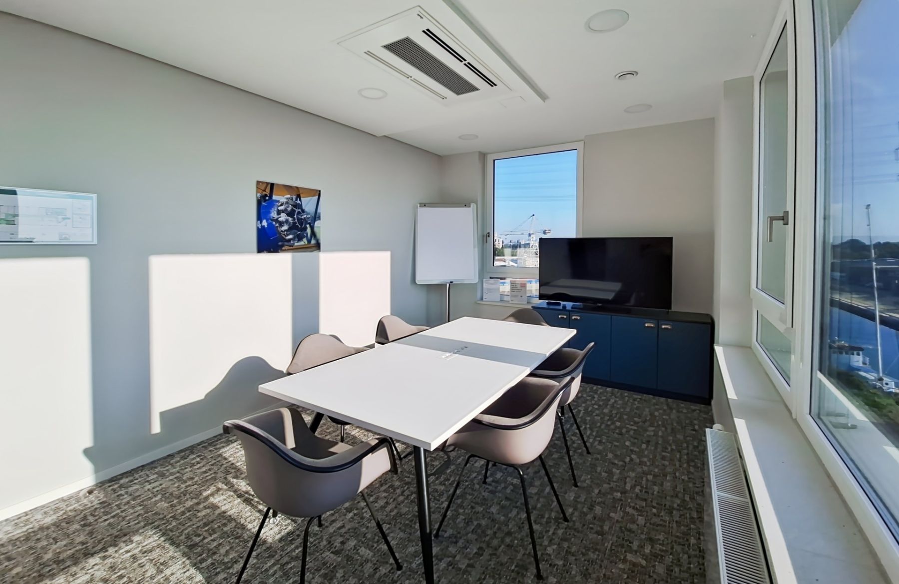Pronájem kanceláře 1.601 m² — photo 4