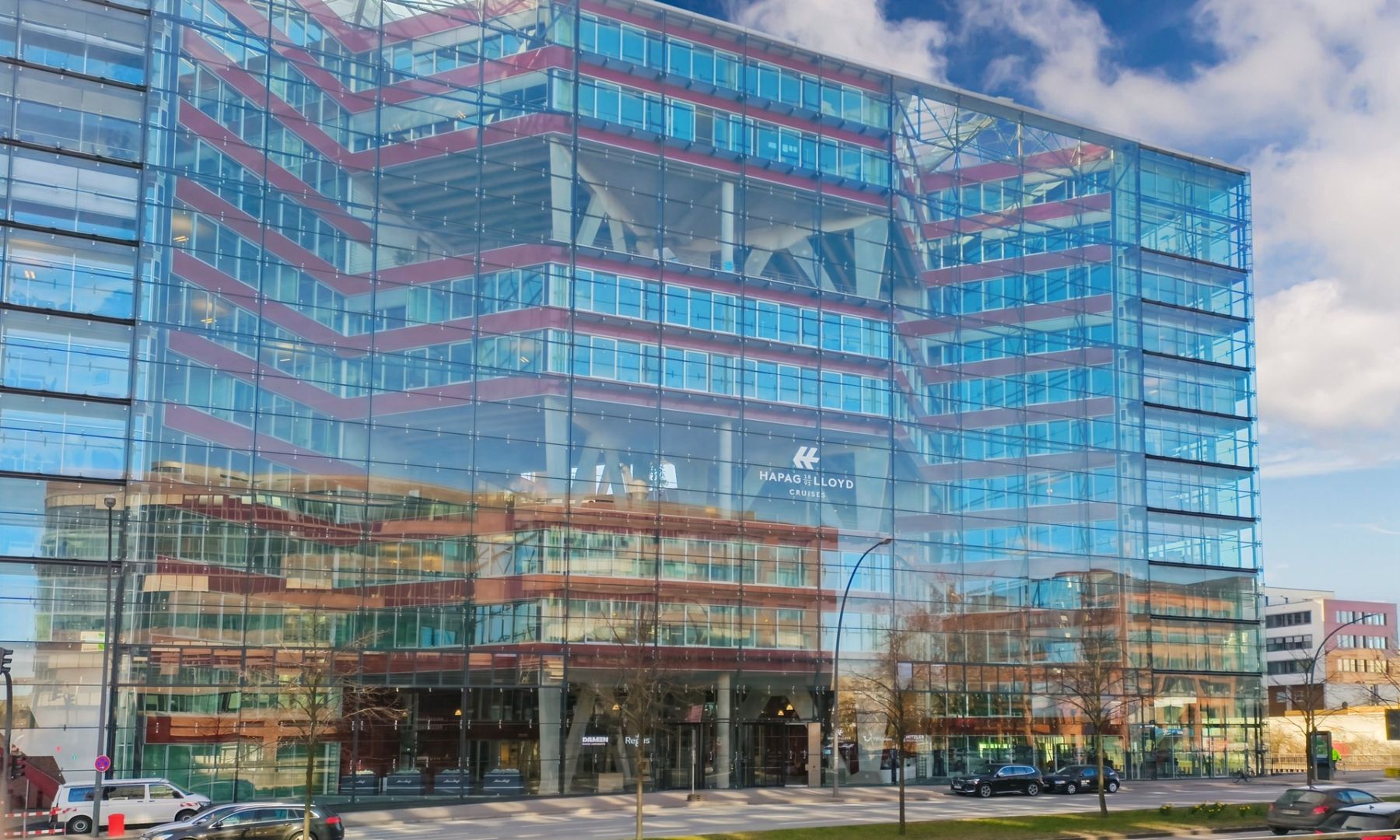 Pronájem kanceláře 2.035 m²