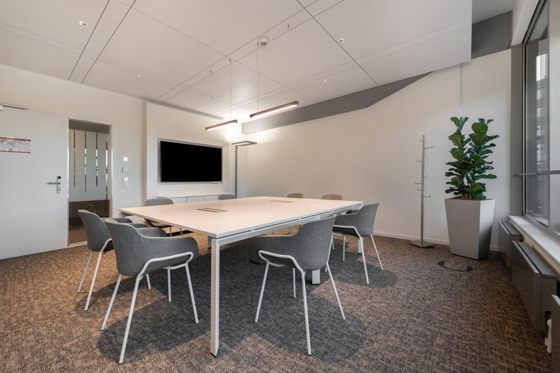 Pronájem kanceláře 2.035 m² — photo 5