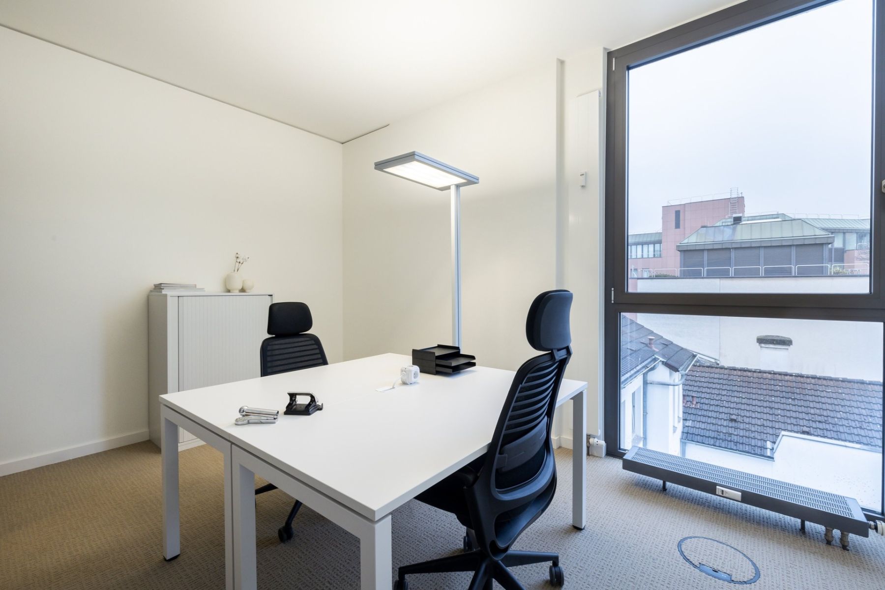 Pronájem kanceláře 4.383 m² — photo 5