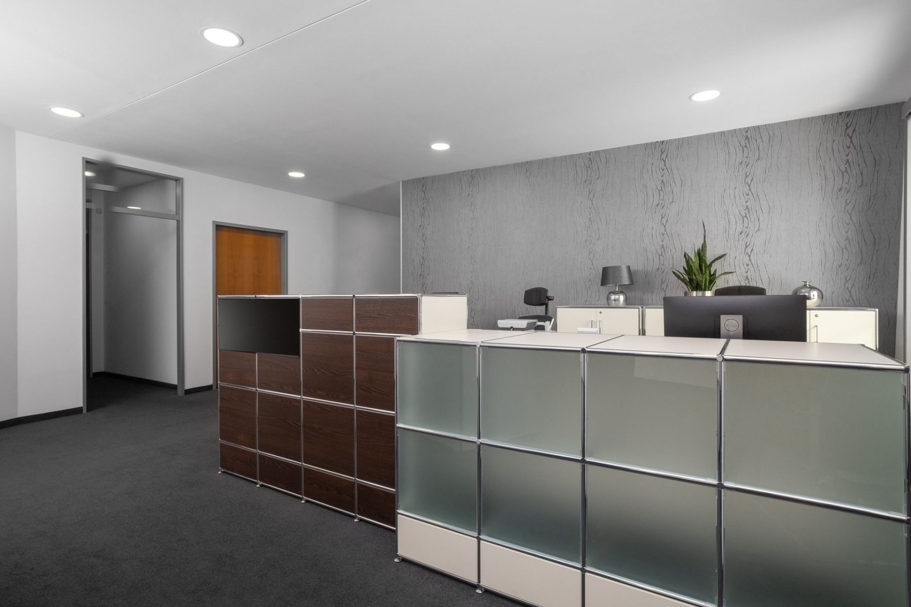 Pronájem kanceláře 1.098 m² — photo 2