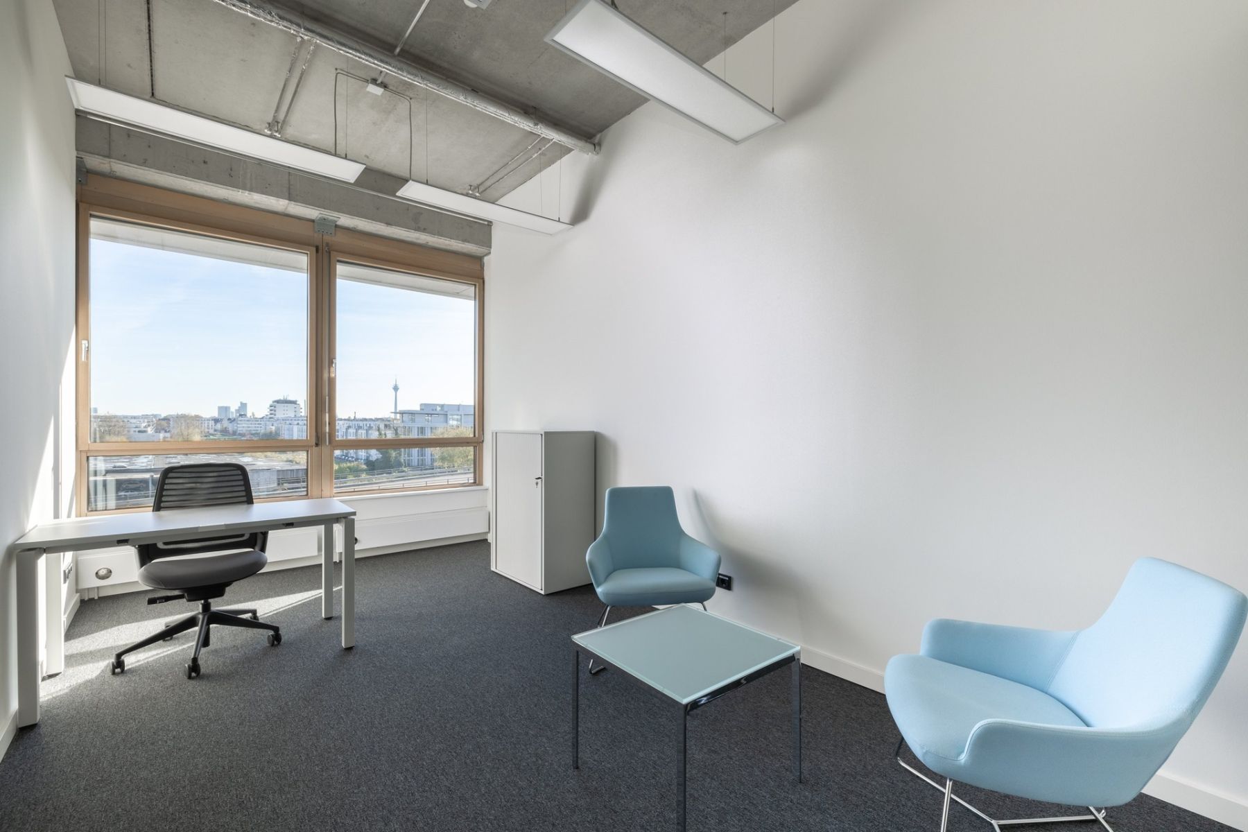 Pronájem kanceláře 2.268 m² — photo 3