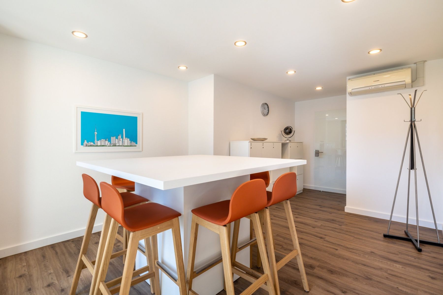 Pronájem kanceláře 1.694 m² — photo 3