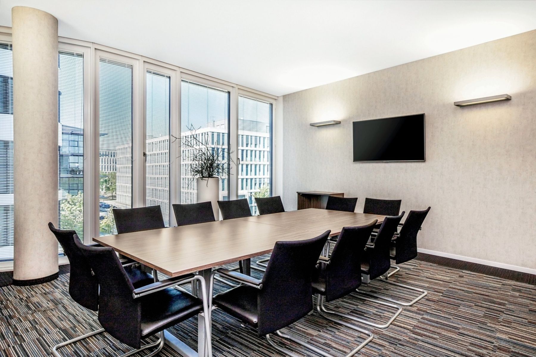 Pronájem kanceláře 1.403 m² — photo 4