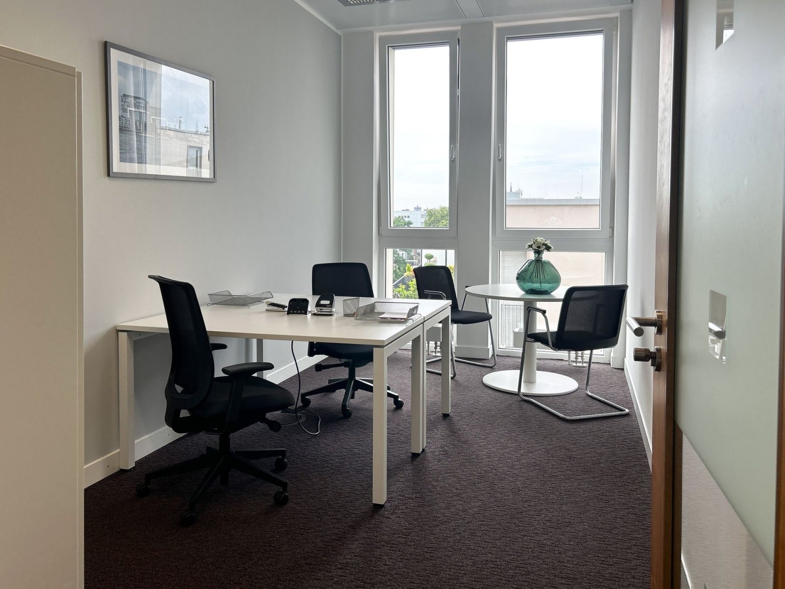 Pronájem kanceláře 1.377 m² — photo 4