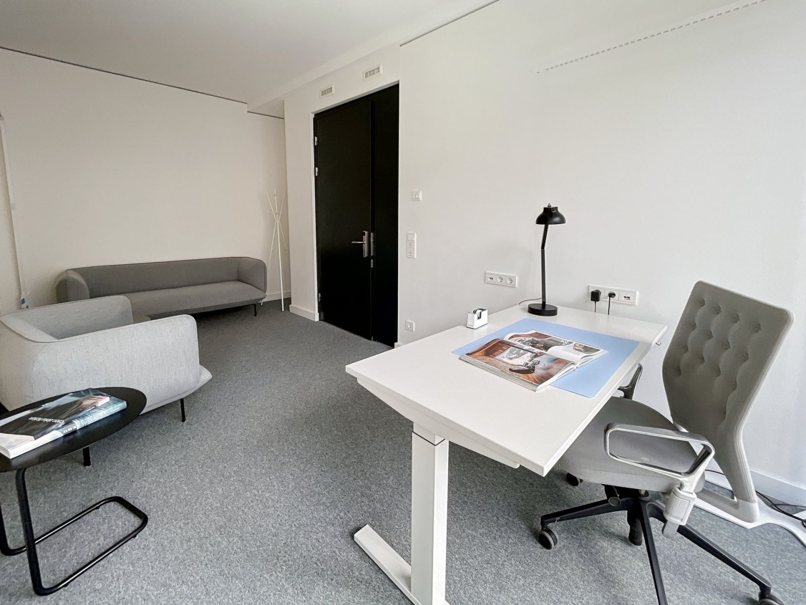 Pronájem kanceláře 1.913 m² — photo 4