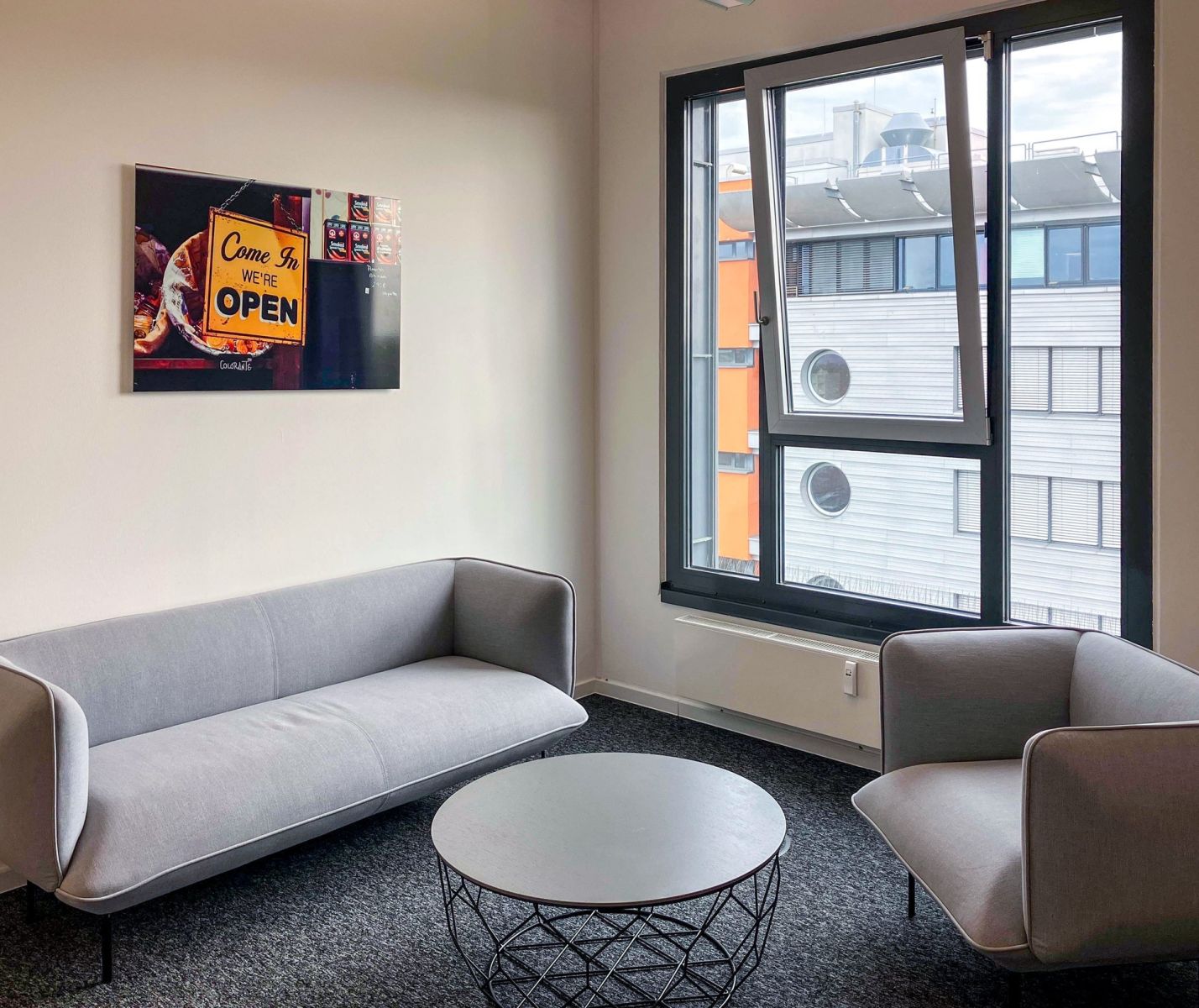 Pronájem kanceláře 753 m² — photo 2