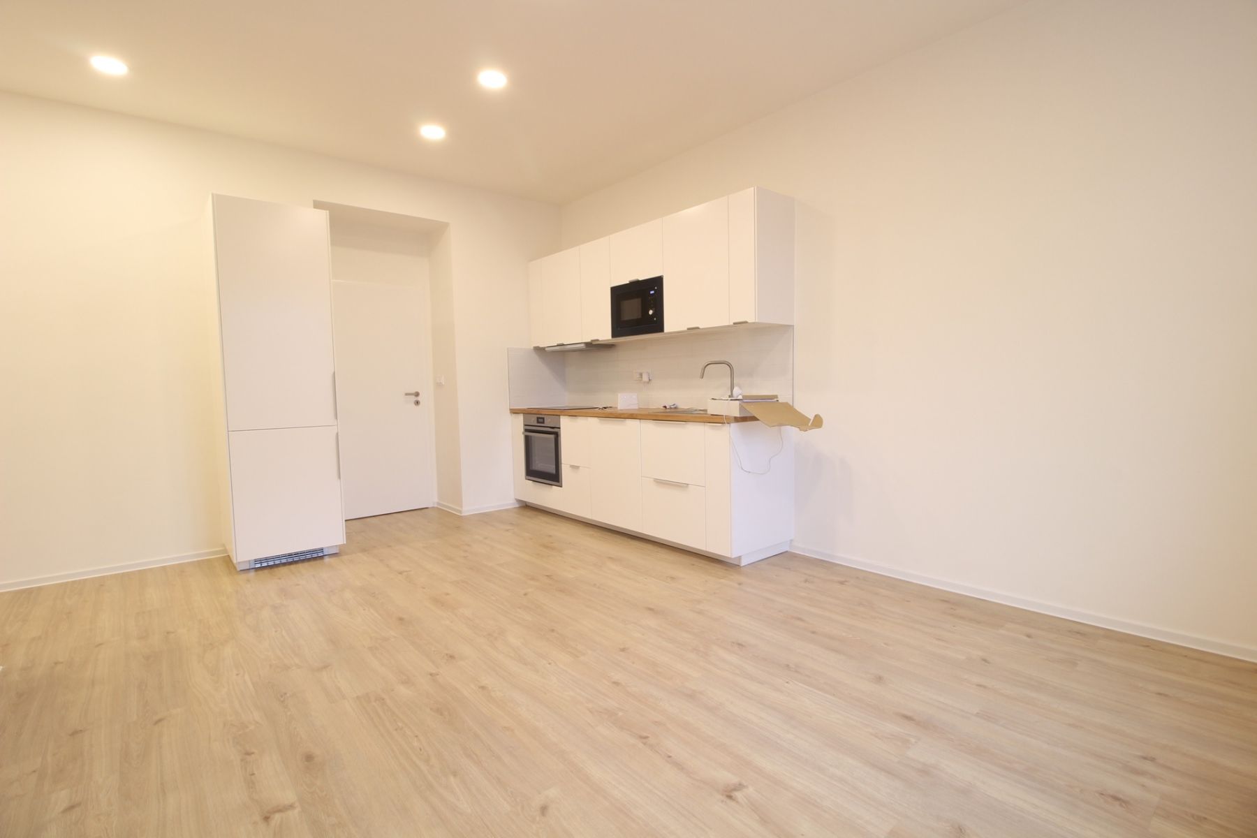 Pronájem bytu 2+kk 51 m² — photo 2