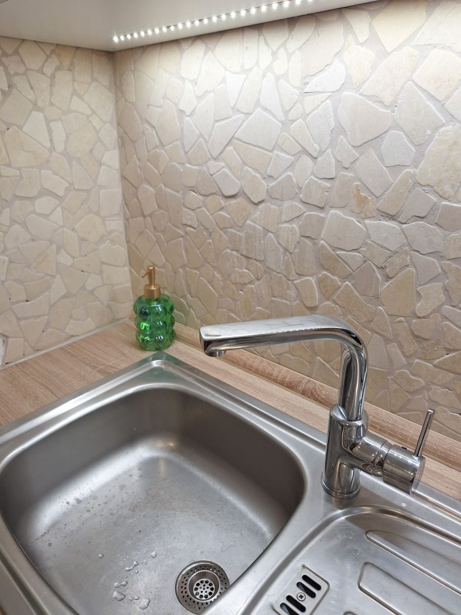 Prodej kanceláře 24 m² — photo 3