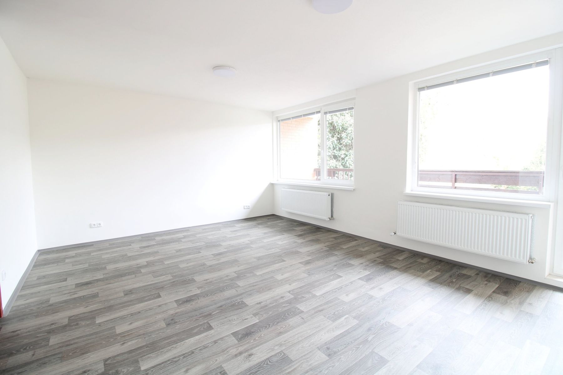 Pronájem bytu 170 m² — photo 2