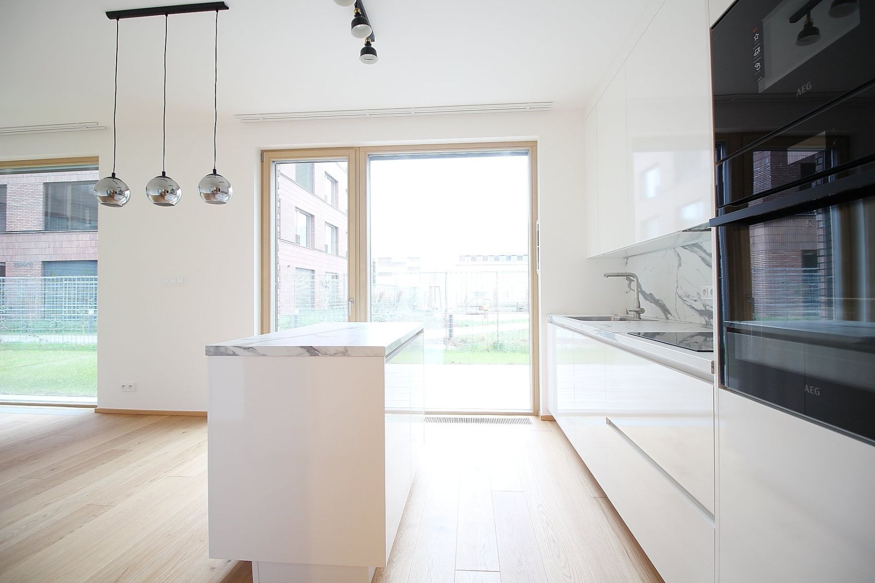 Pronájem bytu 3+kk 94 m²
