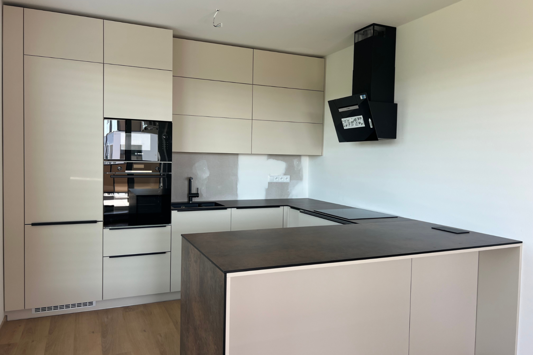 Pronájem bytu 2+kk 60 m² — photo 3