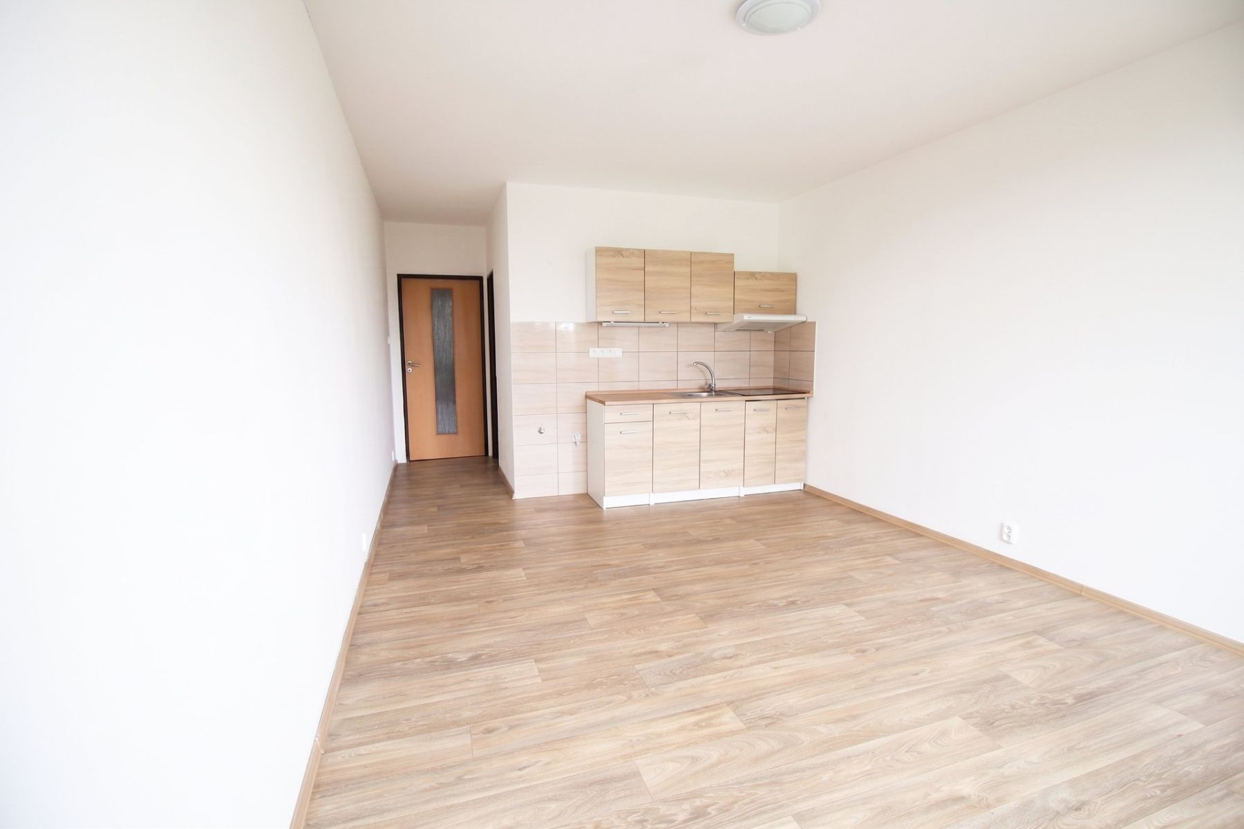 Pronájem bytu 1+kk 31 m² — photo 3