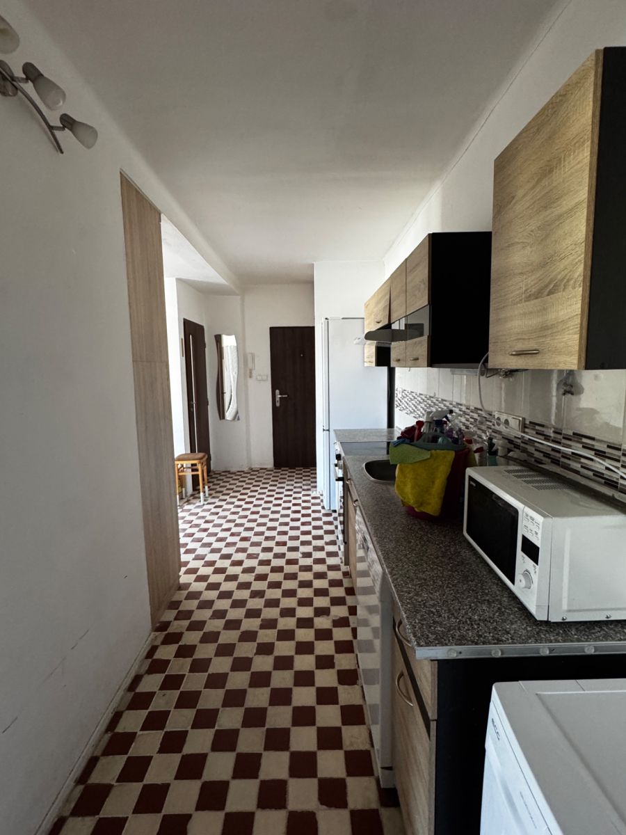 Pronájem bytu 3+kk 70 m² — photo 4