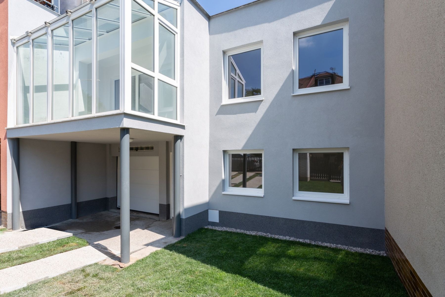 Prodej domu 200 m², pozemek 310 m² — photo 2
