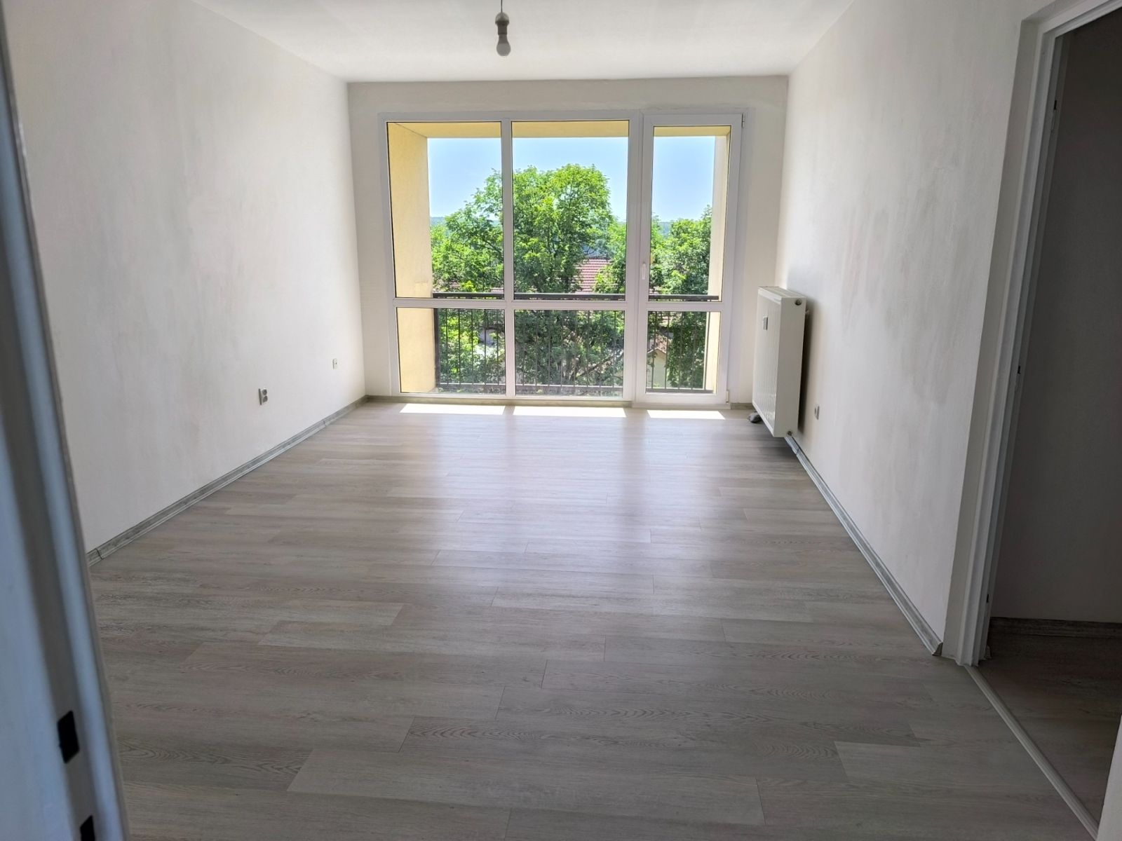 Pronájem bytu 3+1 72 m² — photo 2