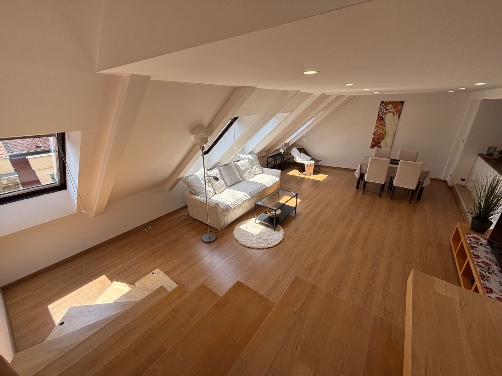 Prodej bytu 2+kk 106 m² — photo 2