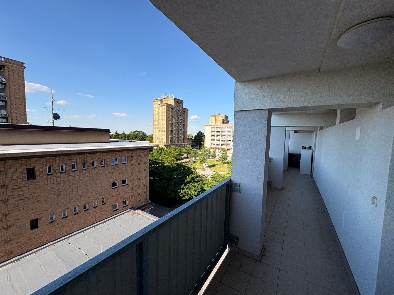 Pronájem bytu 2+kk 47 m² — photo 3