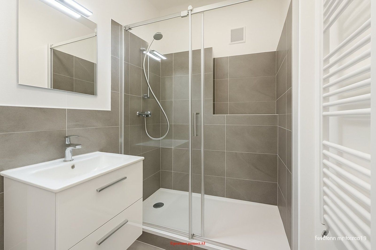 Pronájem bytu 2+1 48 m² – pohled 6