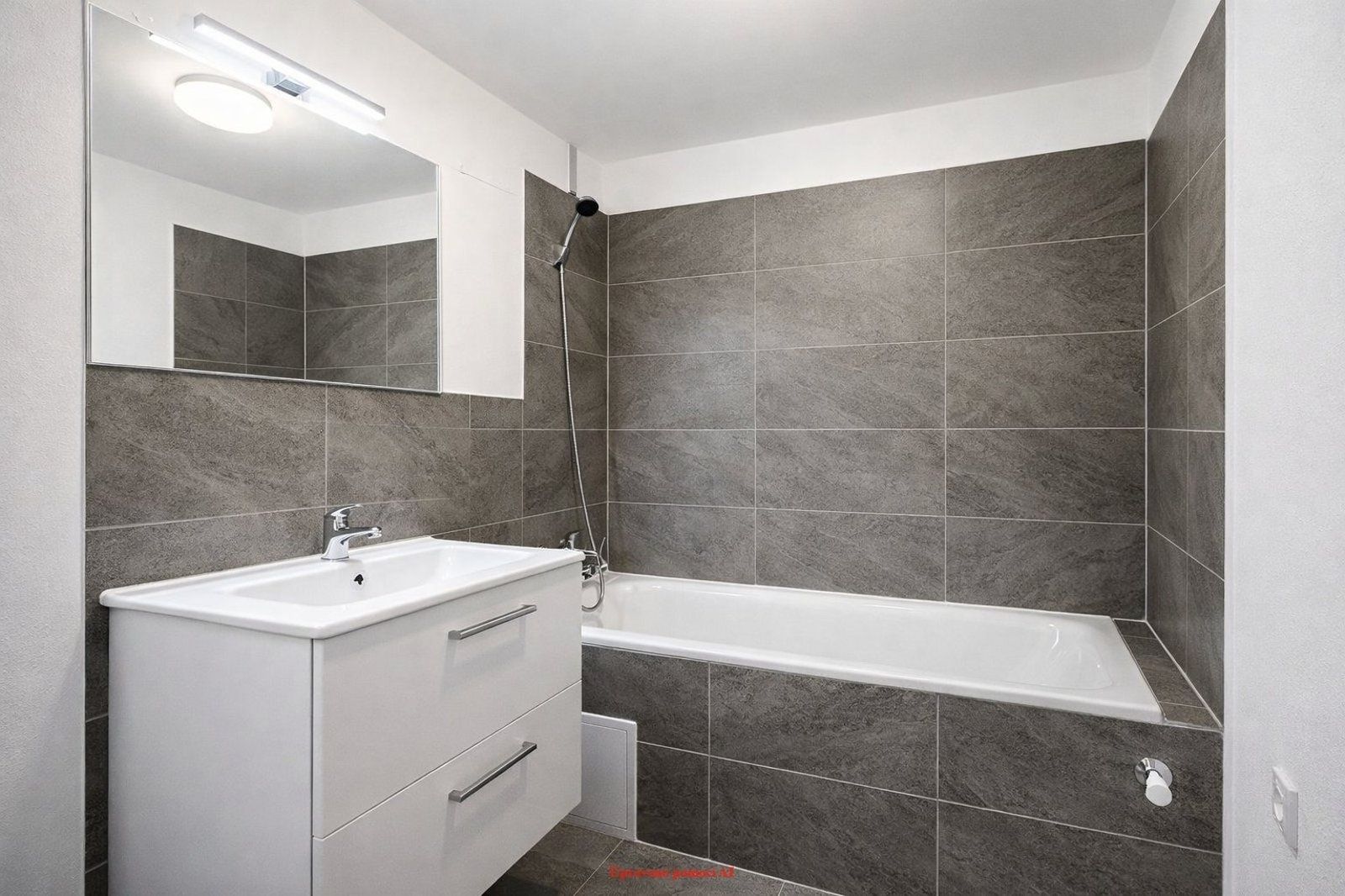 Pronájem bytu 3+1 76 m² — photo 3