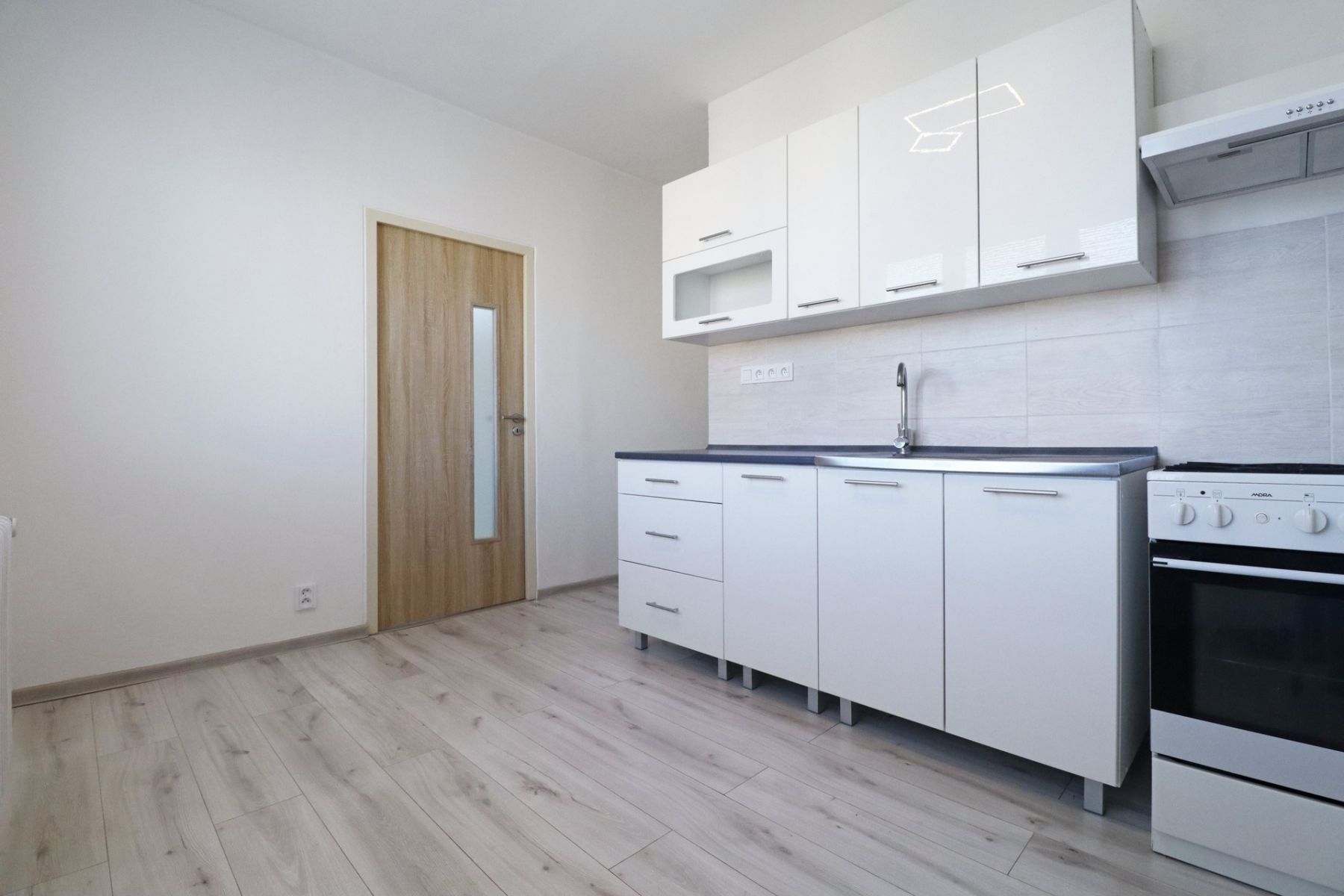 Pronájem bytu 2+1 58 m² — photo 4