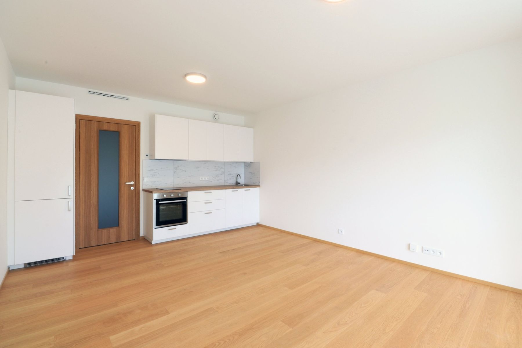Pronájem bytu 1+kk 32 m² — photo 5
