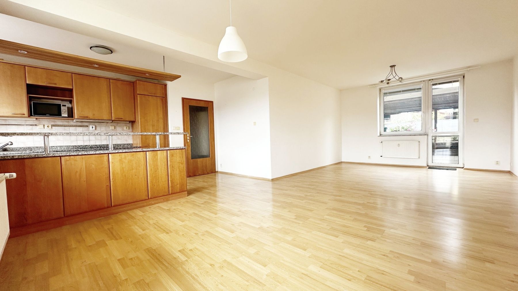 Pronájem bytu 3+kk 96 m² — photo 4