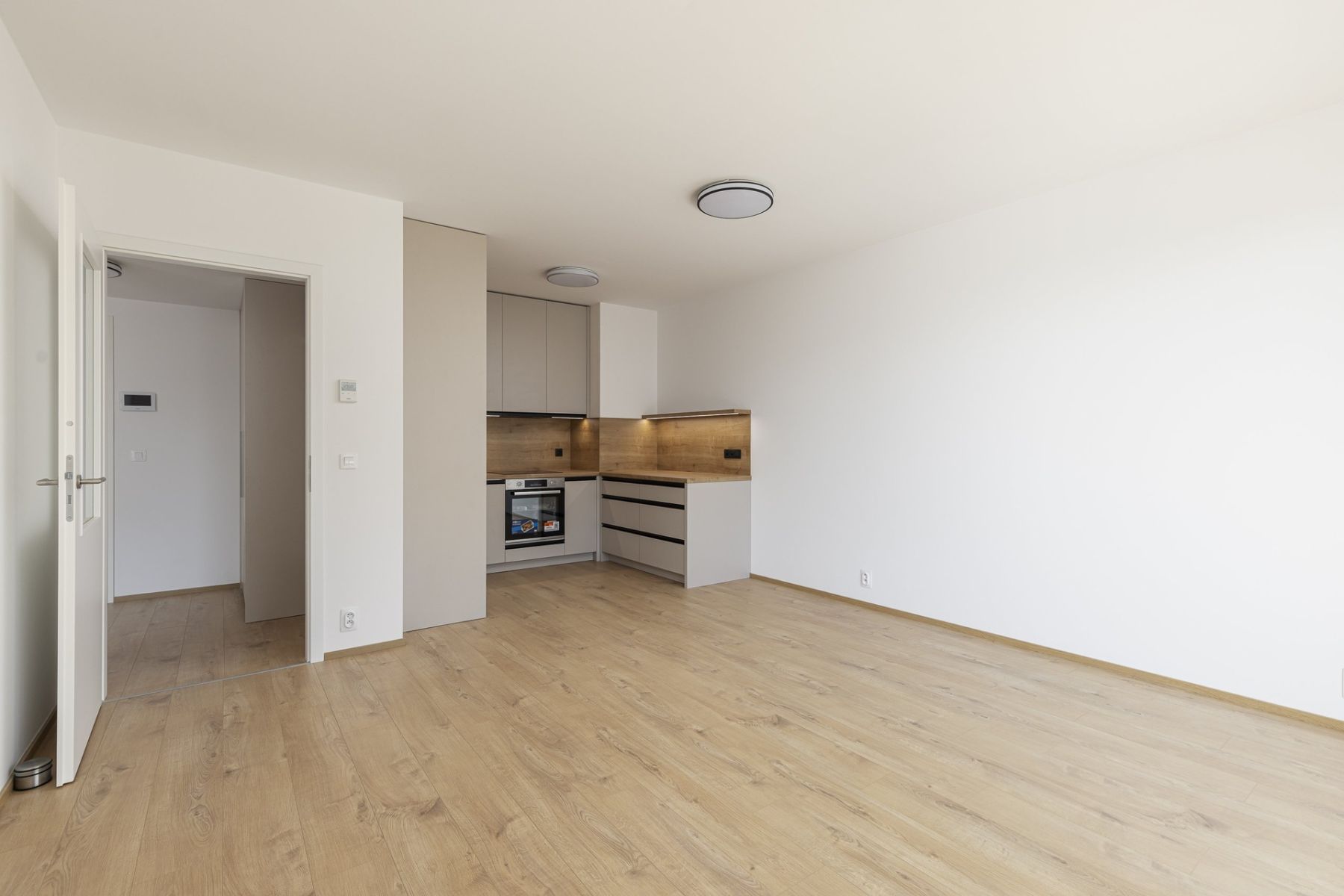 Pronájem bytu 2+kk 56 m² — photo 4