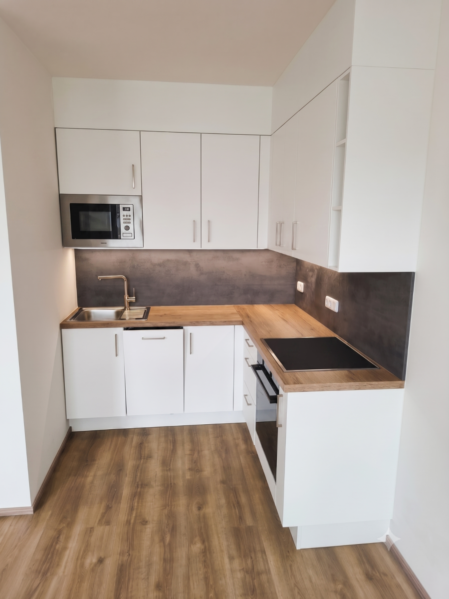 Pronájem bytu 1+kk 36 m²