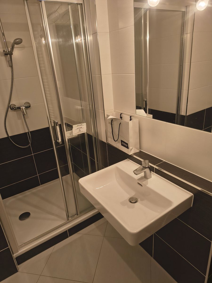 Pronájem bytu 1+kk 36 m² — photo 4