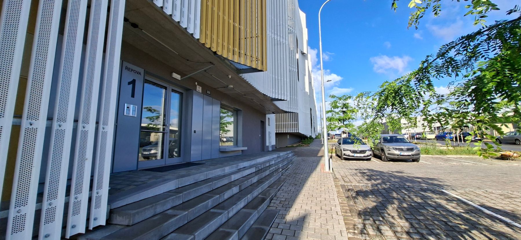 Pronájem bytu 1+kk 31 m² — photo 3