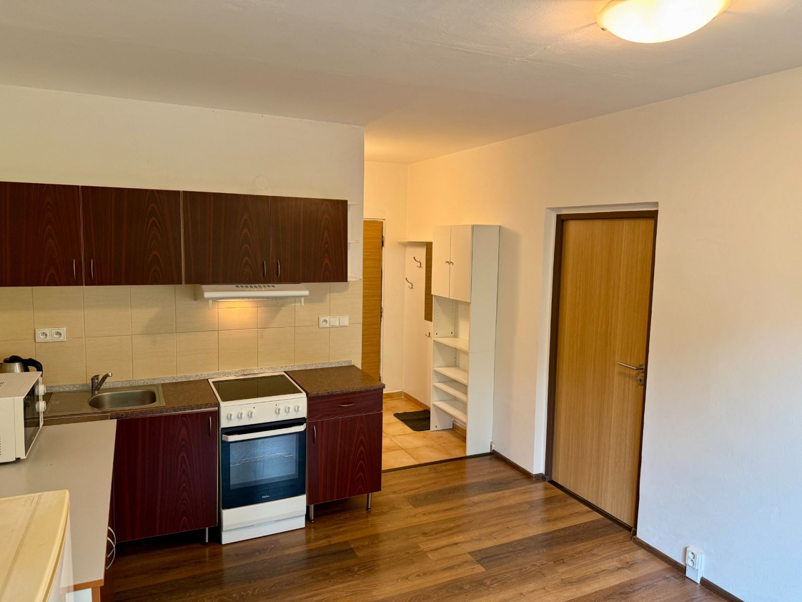 Pronájem bytu 1+1 38 m²