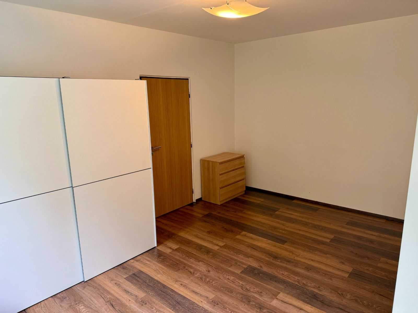Pronájem bytu 1+1 38 m² — photo 4
