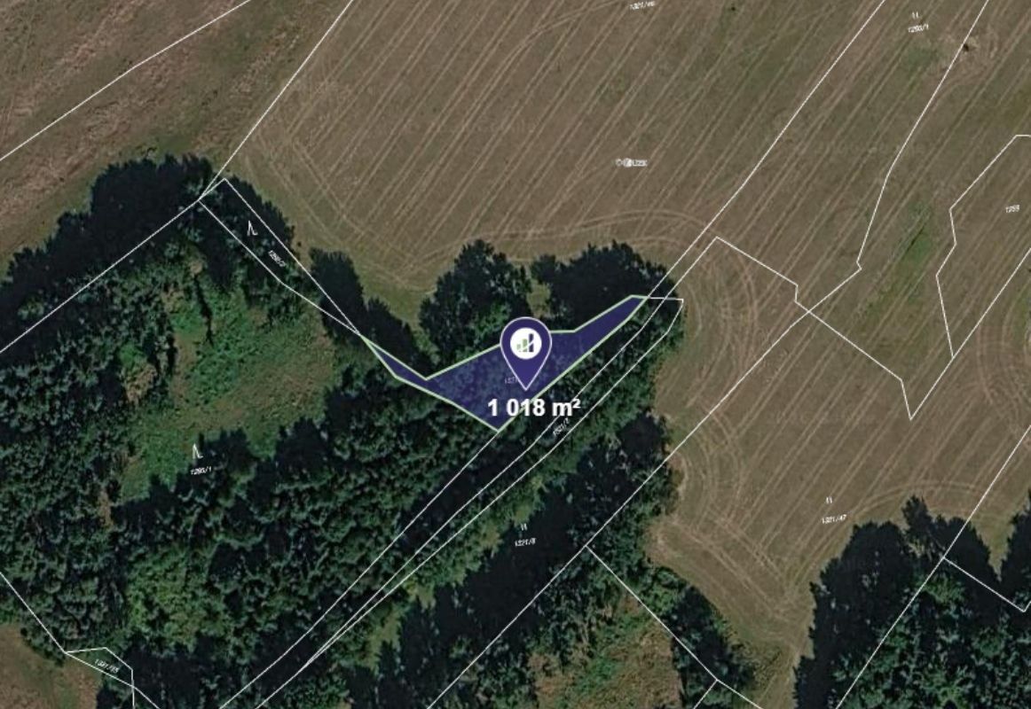 Prodej pozemku 1.018 m²