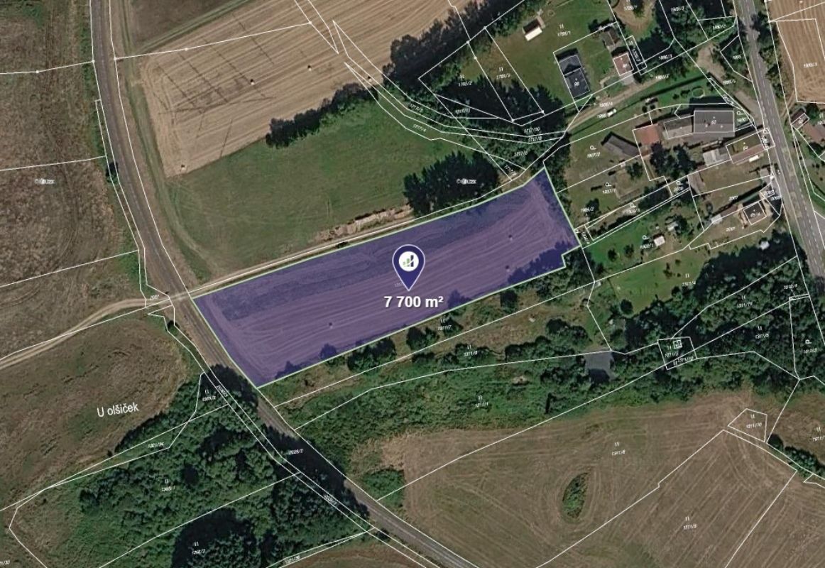 Prodej pozemku 7.700 m²