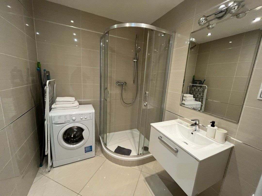 Pronájem bytu 1+kk 35 m² — photo 3
