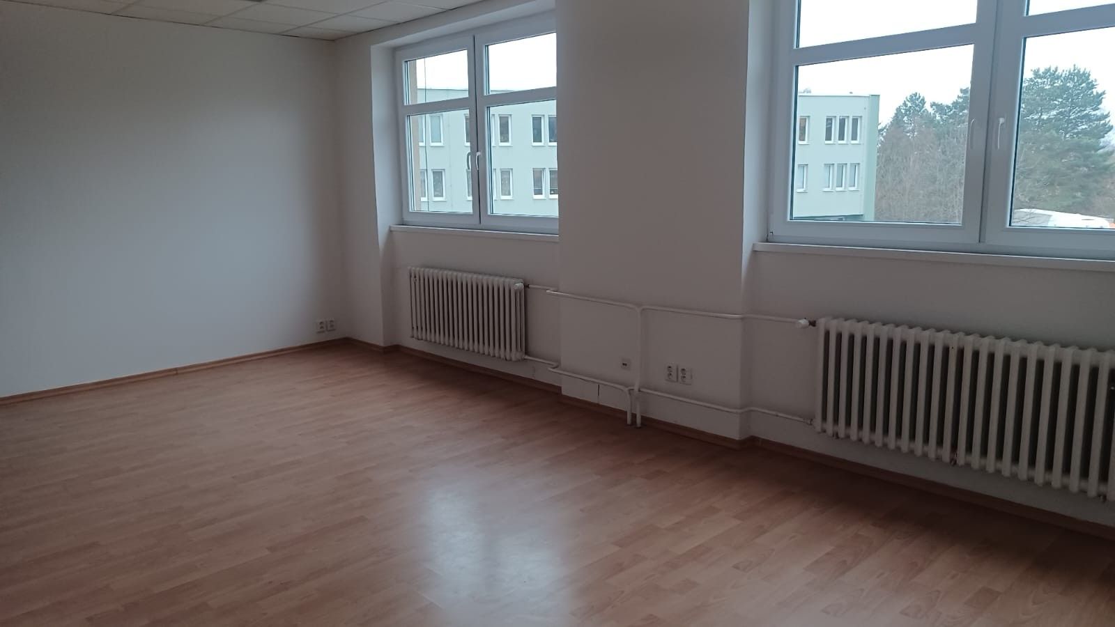 Pronájem nebytového prostoru 25 m² — photo 3