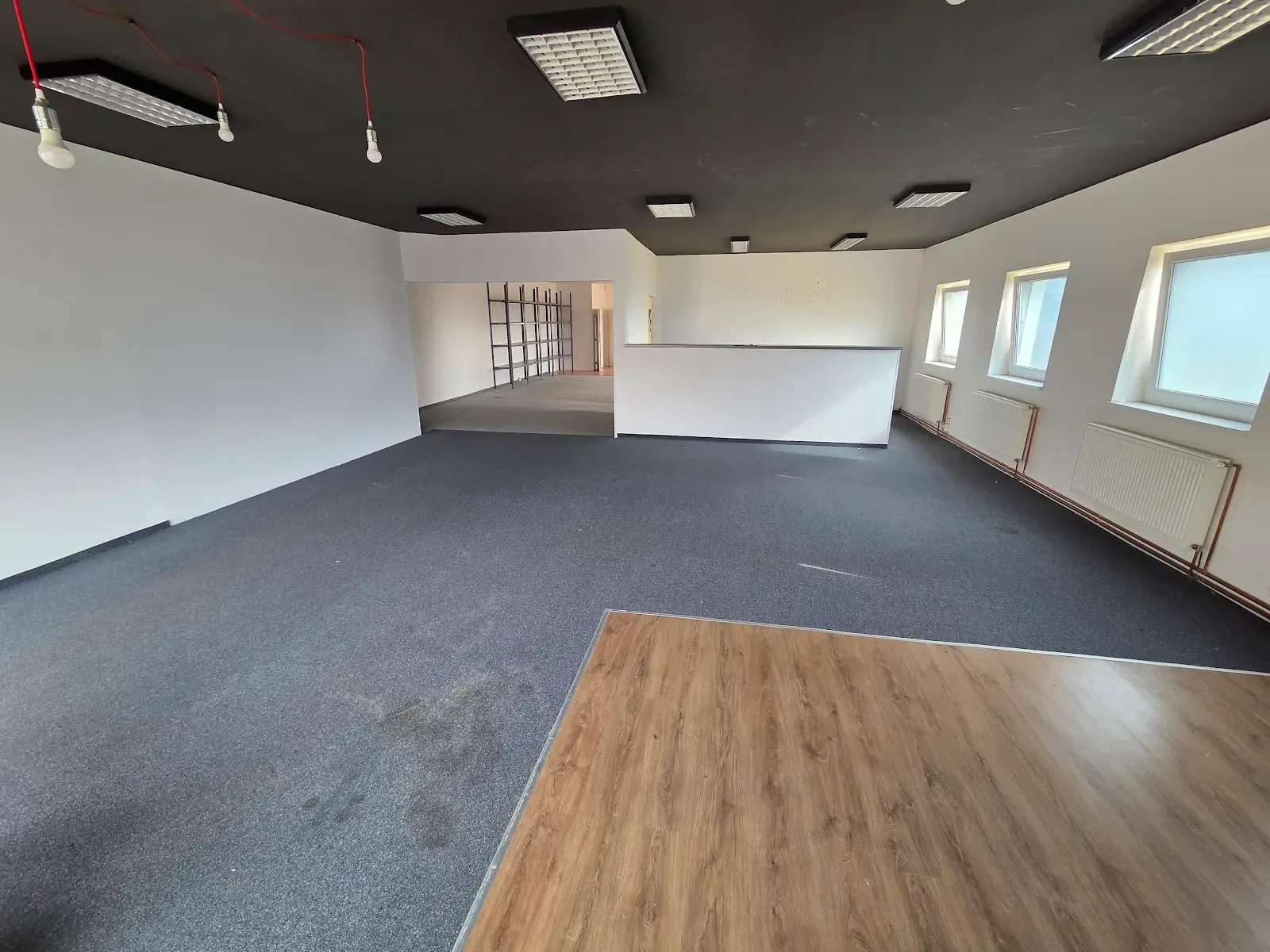 Pronájem nebytového prostoru 186 m² — photo 2